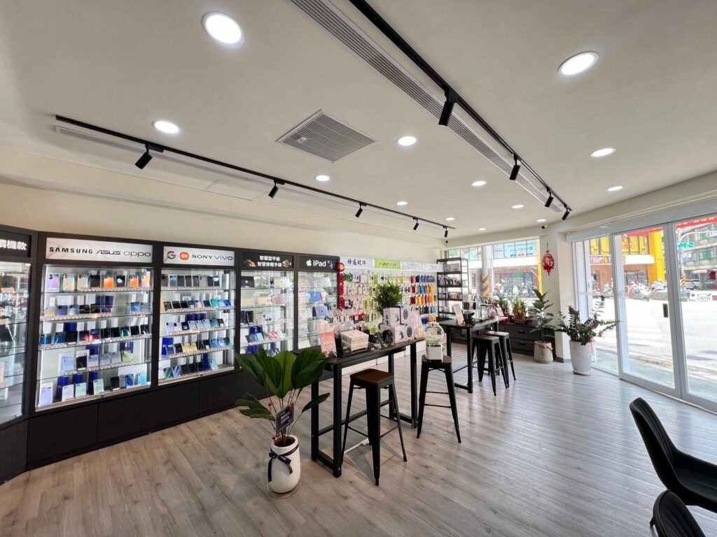 手機店｜強老闆中古機｜強老闆
