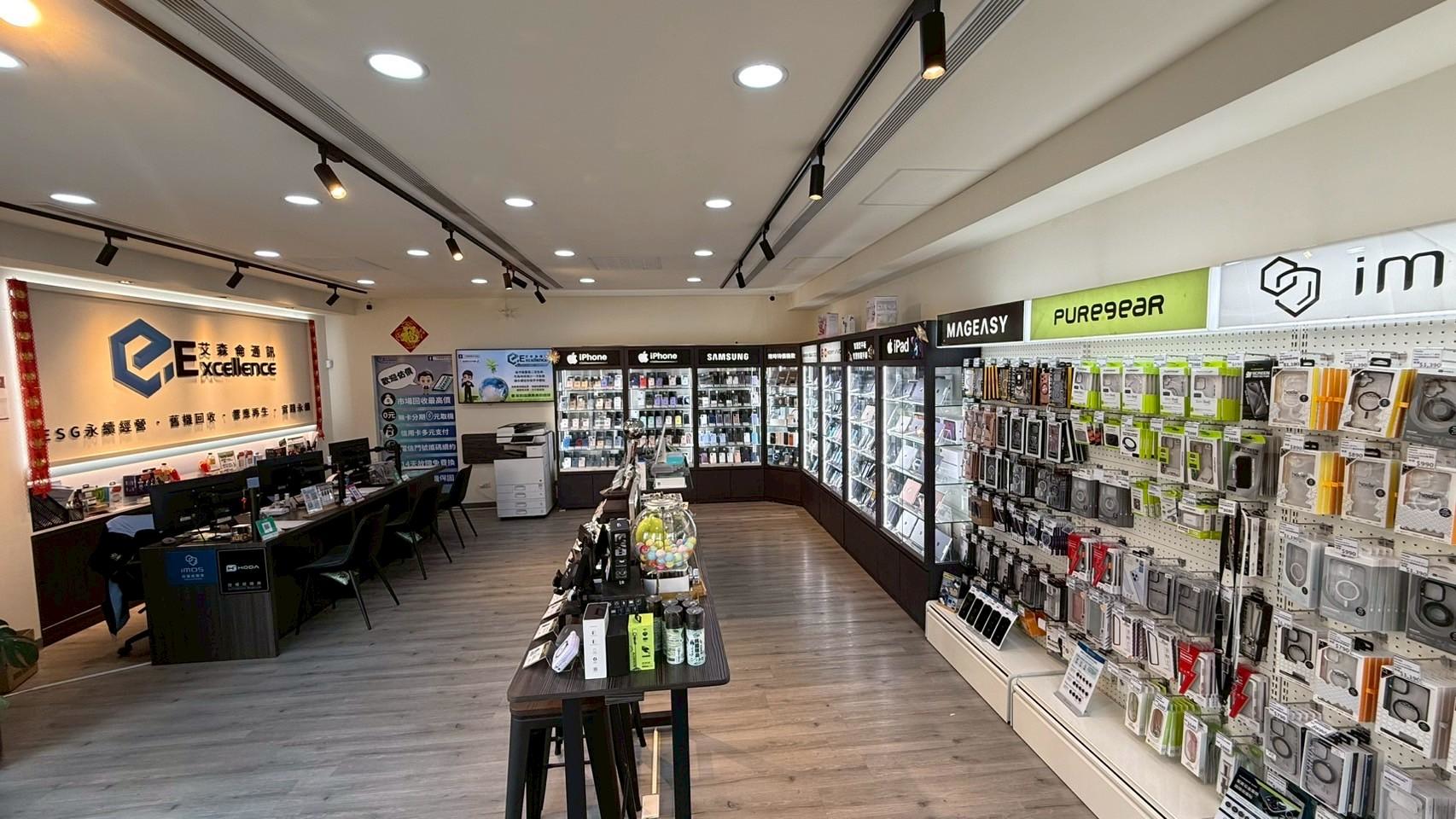 LINE_ALBUM_五甲店_251113_2