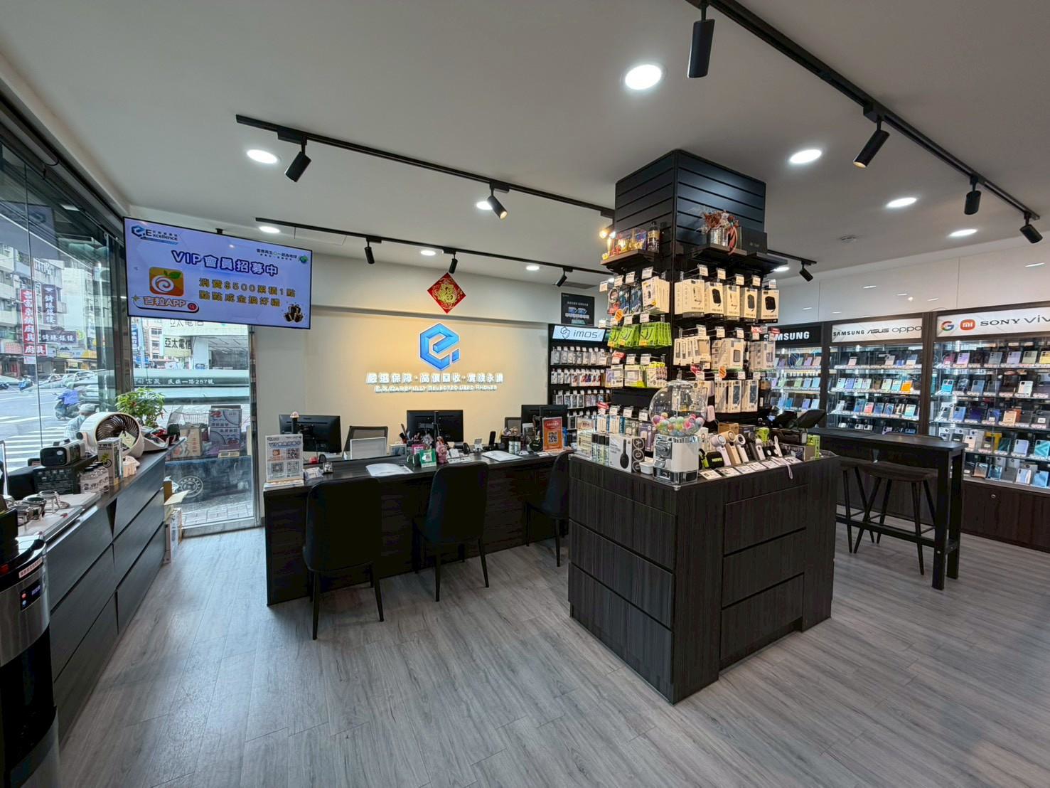 LINE_ALBUM_覺民店_251113_4